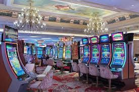 play luckytaj mobile gaming